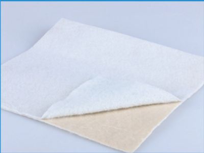 點(diǎn)擊查看詳細(xì)信息<br>標(biāo)題：復(fù)合土工膜 閱讀次數(shù)：4444